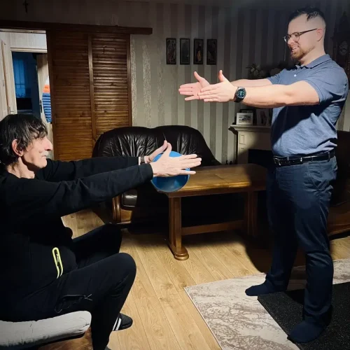 Rehabilitacja w domu pacjenta.